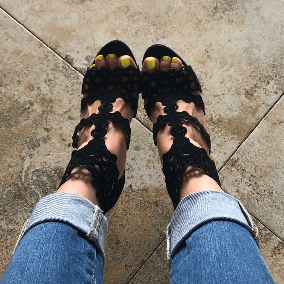 Alaia Chamois Cutout Black Sandals Size 6 - Picture 7 of 8